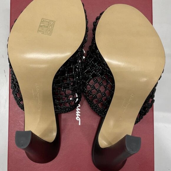 NEW SALVATORE FERRAGAMO  Ellas X5 Woven Leather Mules – Women’s Size 9C – Black - Picture 4 of 11